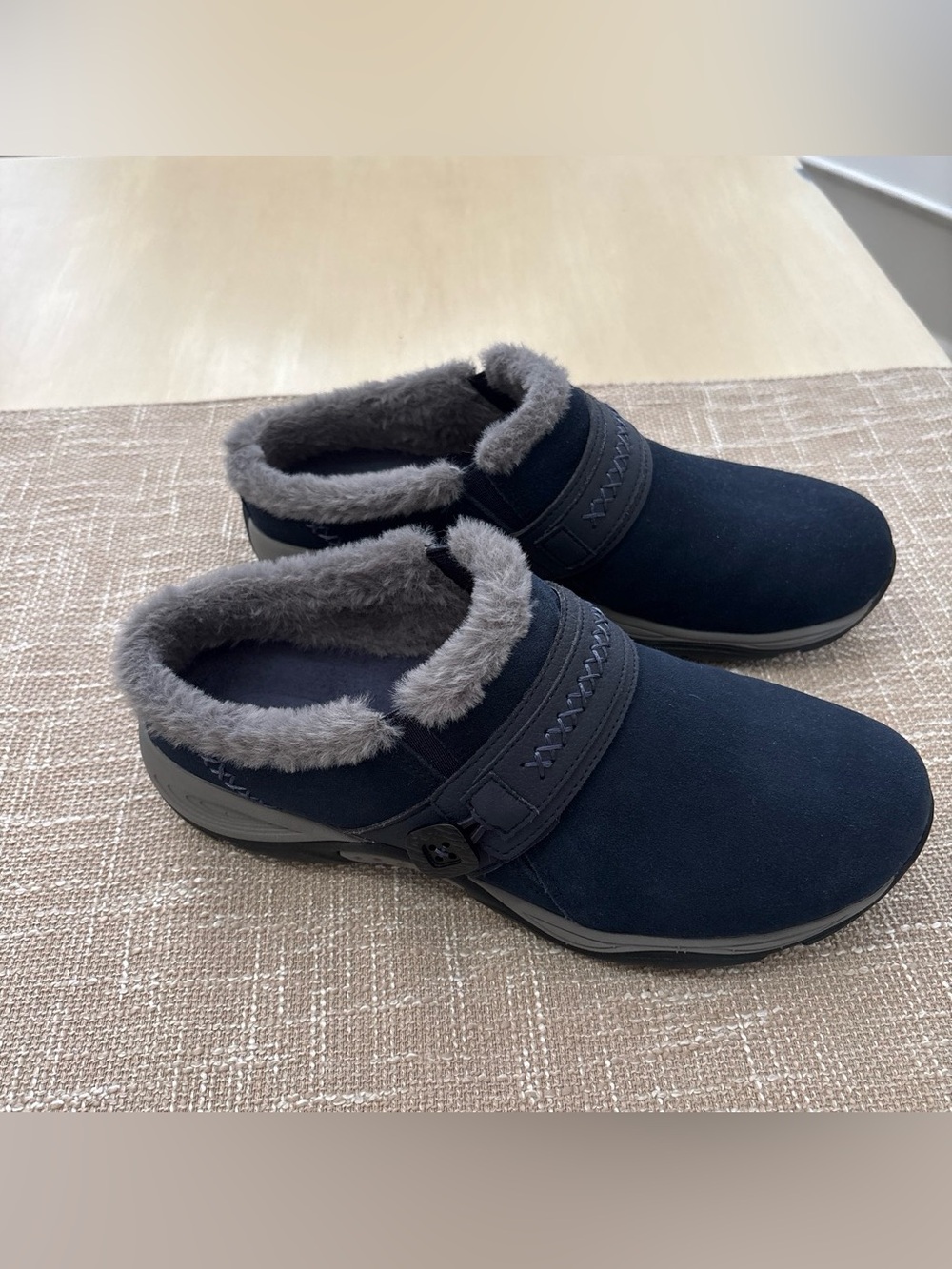Easy Spirit Navy Blue Faux Fur Lined Slip-On Mules